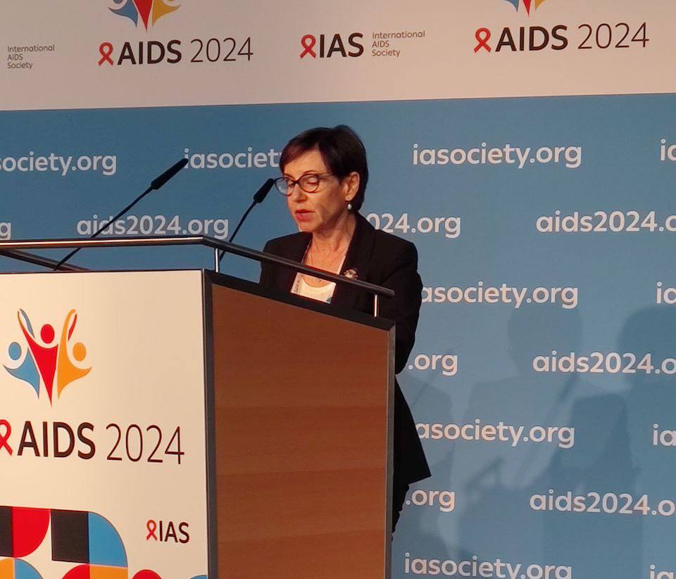 Продовжуємо презентувати результати наших досліджень на “AIDS 2024”